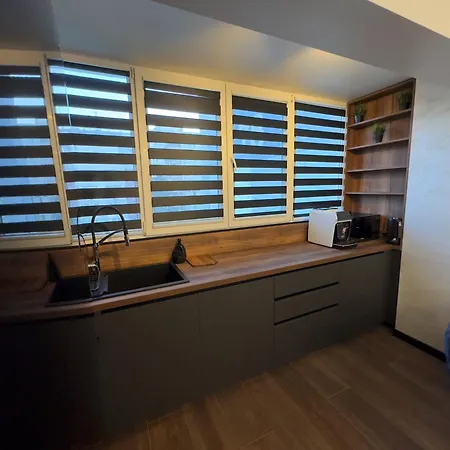 Seaview Lazur Apartment
