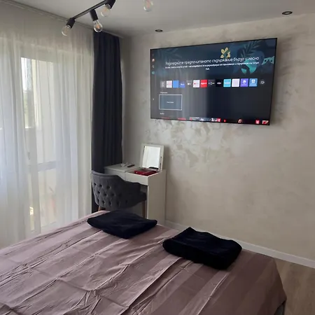 Διαμέρισμα Seaview Lazur