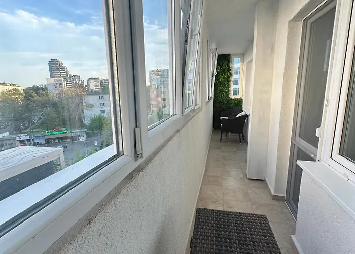 Seaview Lazur Бургас